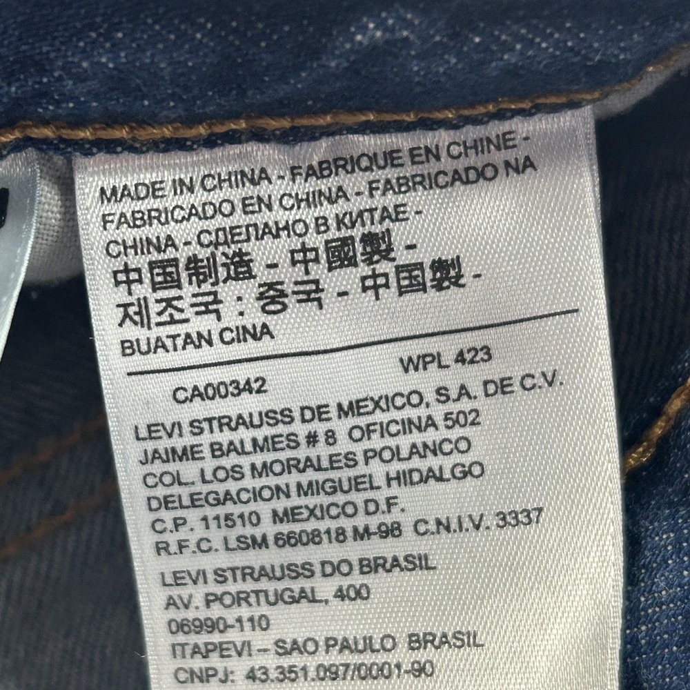 Levis 501 Jeans Womens 26x32 Blue Button Fly Straight Fit Denim Medium Wash - Picture 12 of 15